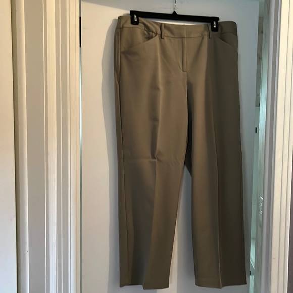 Light Olive Green Trouser Dress Pants Size 16 - Picture 1 of 4